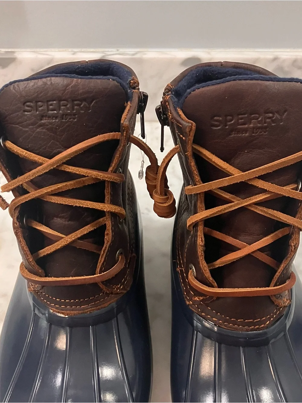 SPERRY Navy and Brown waterproof Duck Boots size 5M NWOT Fall